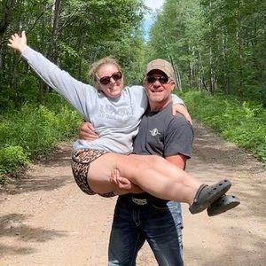 Meet your Posher, Claire